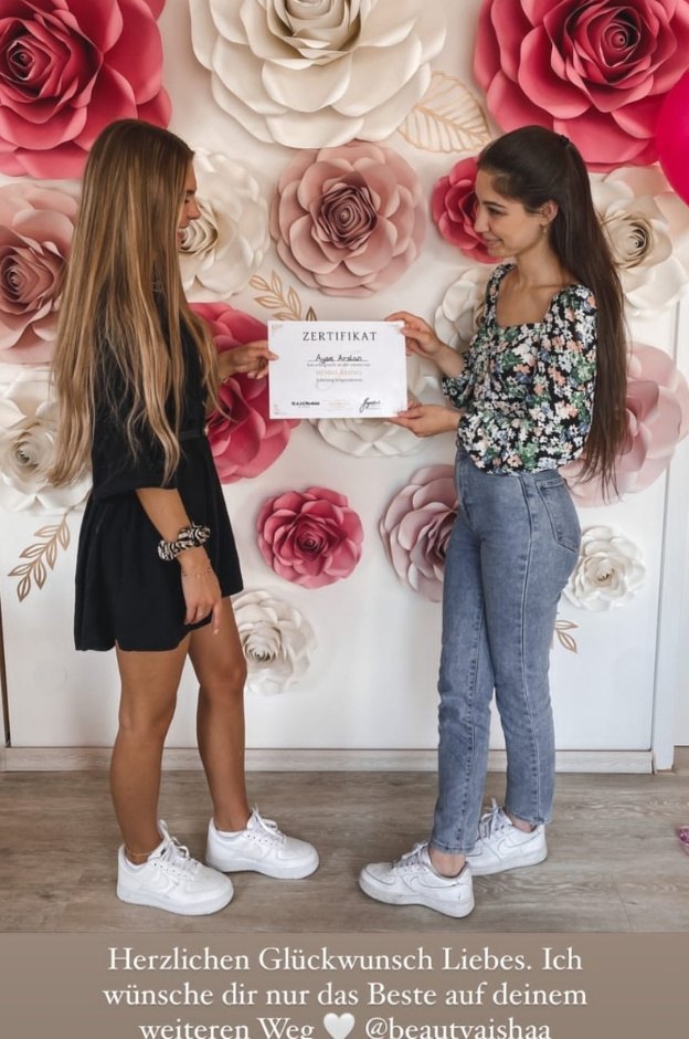 Erfolgreicher Schulungsabschluss mit Zertifikat